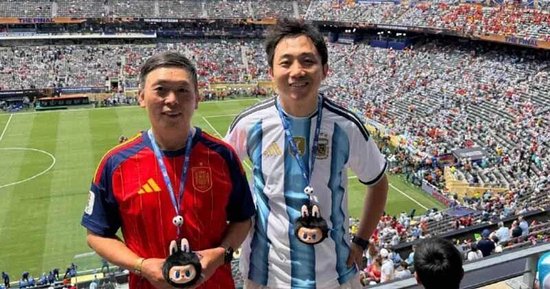 段永平：关注泡泡玛特	，跟李诞无关，但王宁微信是他给我的